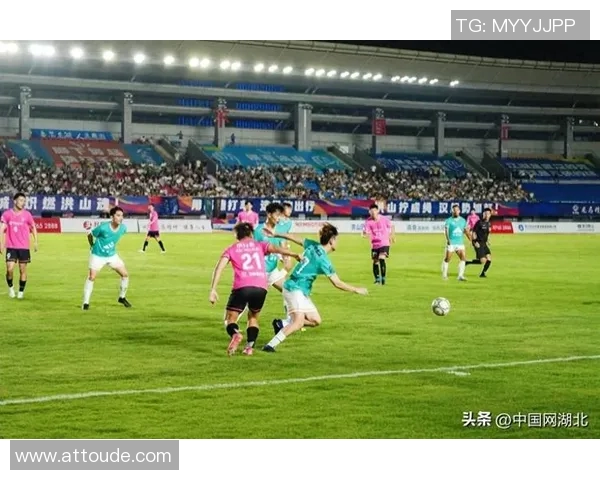 武汉足球队的崛起与发展探索:从历史到未来的全景分析 武汉足球队的崛起与发展探索:从历史到未来的全景分析