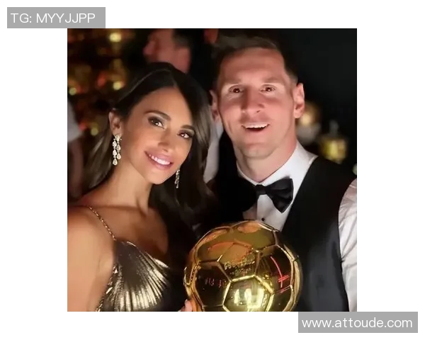 足球明星喜迎新生儿喜讯男宝宝降临家庭幸福加倍